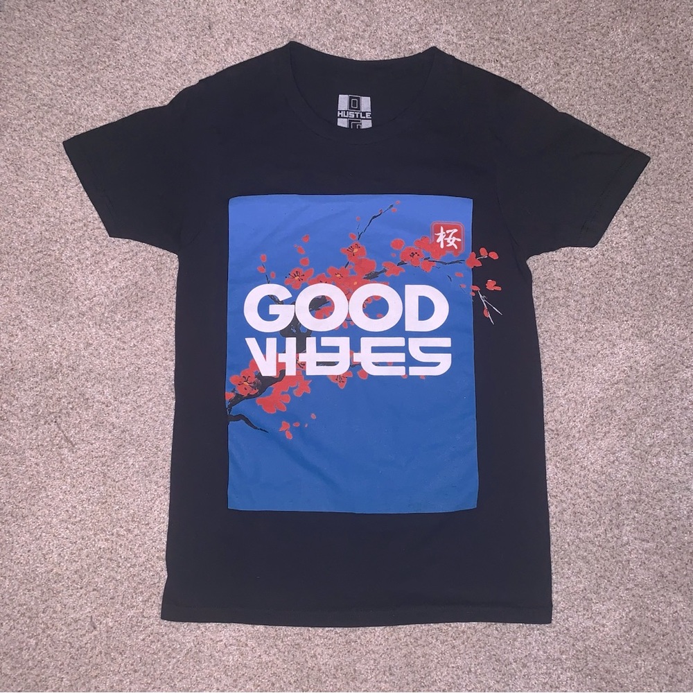 “Good Vibes” Graphic Tee - Small